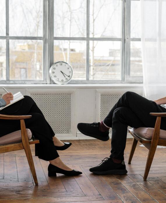 Coach having a one to one ssession with a coachee or client